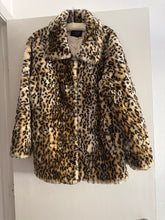 Load image into Gallery viewer, Vintage 90s faux leopard coat