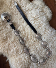 Load image into Gallery viewer, Vintage Tony Lama engraved concho belt