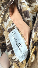 Load image into Gallery viewer, Vintage 1960s/70s tapestry coat