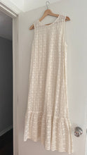 Load image into Gallery viewer, Vintage lace ruffle dress