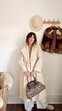 Load image into Gallery viewer, Vintage cream mohair coat