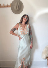 Load image into Gallery viewer, 1930s silk gown
