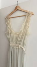 Load image into Gallery viewer, Vintage lace trim nightgown