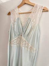 Load image into Gallery viewer, Vintage 1930s/40s blue gown