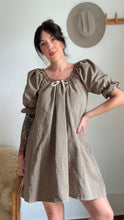 Load image into Gallery viewer, Signature Collection- puff sleeve mini dress