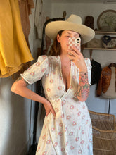 Load image into Gallery viewer, Vintage 1930s floral dress