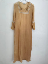 Load image into Gallery viewer, Vintage 70s hand dyed dress