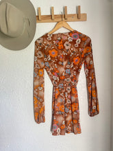 Load image into Gallery viewer, Vintage floral mini dress