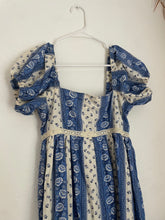 Load image into Gallery viewer, Vintage floral dress