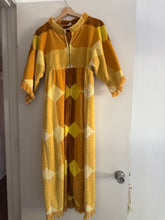 Load image into Gallery viewer, Vintage terry cloth towel dress