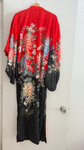 Load image into Gallery viewer, Vintage silk floral kimono