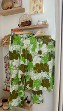 Load image into Gallery viewer, Vintage 1960s floral 2 piece set
