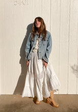 Load image into Gallery viewer, Vintage denim jacket