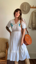 Load image into Gallery viewer, Vintage cotton gauze embroidered dress