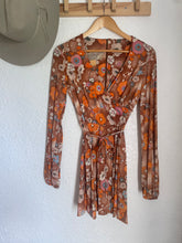 Load image into Gallery viewer, Vintage floral mini dress