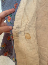 Load image into Gallery viewer, Vintage 1930s floral jacket