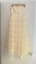 Load image into Gallery viewer, Vintage 1950s ivory tulle cupcake dress