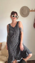 Load image into Gallery viewer, Vintage black floral 90s dress