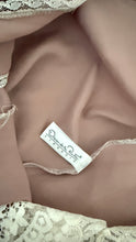 Load image into Gallery viewer, Vintage Oscar De La Renta top