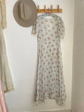Load image into Gallery viewer, Vintage 1930s floral dress