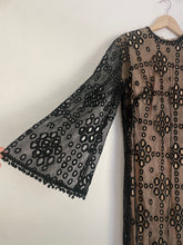 Load image into Gallery viewer, Vintage lace bell sleeve dress