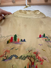 Load image into Gallery viewer, Vintage gold kimono
