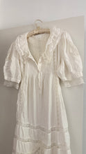 Load image into Gallery viewer, Vintage cotton lace dress
