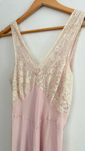 Load image into Gallery viewer, Vintage 1930s lavender rayon gown