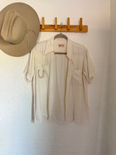 Load image into Gallery viewer, Vintage horse shoe embroidered button up