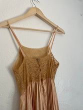 Load image into Gallery viewer, Vintage hand dyed 1930s dress