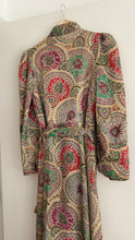 Load image into Gallery viewer, 1930s Sandora kaleidoscope dressing gown / robe