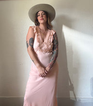 Load image into Gallery viewer, Vintage 1930s pink gown
