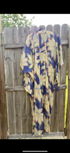 Load image into Gallery viewer, Vintage kimono