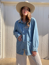 Load image into Gallery viewer, Vintage denim chore coat