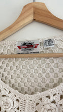 Load image into Gallery viewer, Vintage crochet fringe top