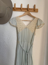 Load image into Gallery viewer, Vintage 1940s slip dress