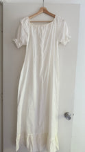 Load image into Gallery viewer, Vintage puff sleeve cotton dress