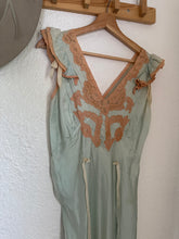 Load image into Gallery viewer, 1930s silk gown