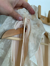 Load image into Gallery viewer, Vintage 1930s dress