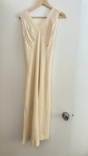 Load image into Gallery viewer, 1930s cream silk dress