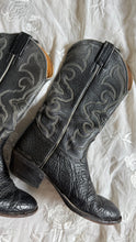 Load image into Gallery viewer, Vintage black cowboy boots- women’s 8 D