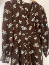 Load image into Gallery viewer, Vintage 1940s floral dress