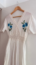 Load image into Gallery viewer, Vintage cotton gauze embroidered dress