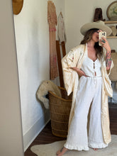 Load image into Gallery viewer, Signature Collection- Linen white ruffle pant