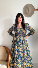 Load image into Gallery viewer, Vintage 70s floral maxi dress