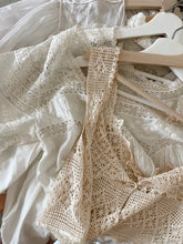 Load image into Gallery viewer, Antique crochet top