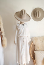 Load image into Gallery viewer, Vintagw Swiss dot collared dress