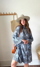 Load image into Gallery viewer, Vintage 1960s Indian cotton mini dress