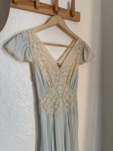 Load image into Gallery viewer, Vintage 1940s slip dress