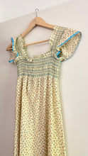 Load image into Gallery viewer, Vintage 70s cotton floral smocked dress